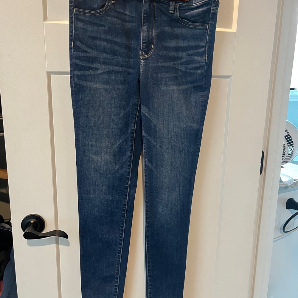 American Eagle Outfitters dark wash Blue Skinny Jeans